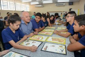 Imagem da notícia - Governador José Melo destaca construção de mais 23 escolas de tempo integral neste ano