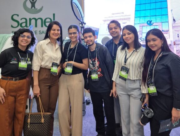 Aprendizes e estagiários da Ciama vivenciam inovação e indústria 4.0 na EXPOPIM